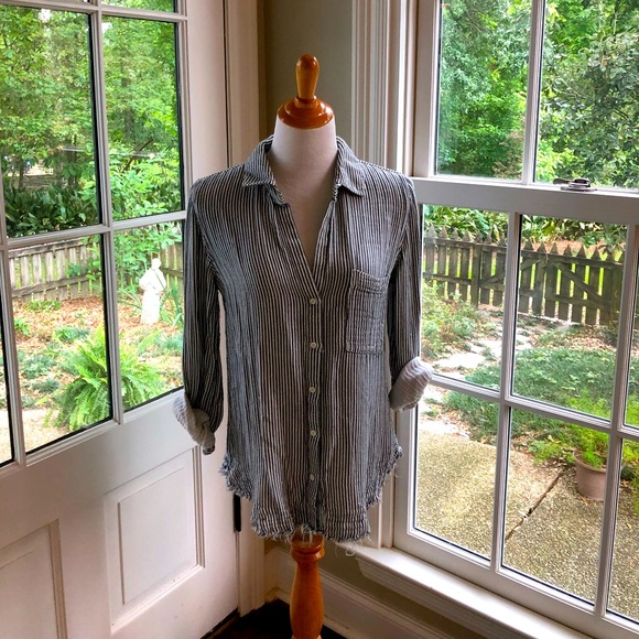 cloth & stone Tops - Cloth & Stone soft flannel striped buttondown